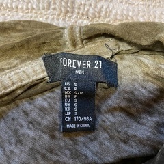 FOREVER21 メンズTシャツの画像