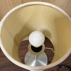 IKEA 卓上ライトの画像