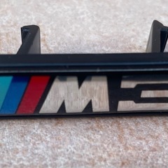 おまけ付き 中古 BMW純正グリル マッドブラックに塗り替えの画像