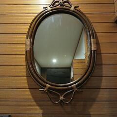 プロフ必読　差し上げます　壁掛け木製鏡の画像