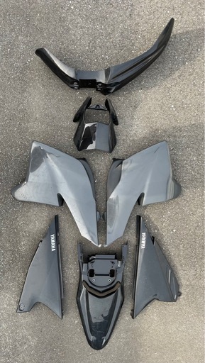 WR250X 外装カウル純正品 (けんと) 戸塚のヤマハの中古あげます