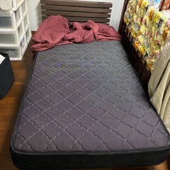 ロータイプシングルベッドの画像