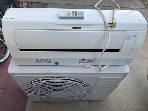 200V、5.6kw、日立白くまくんルームエアコン