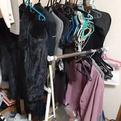 再投稿の義母の洋服数点の画像