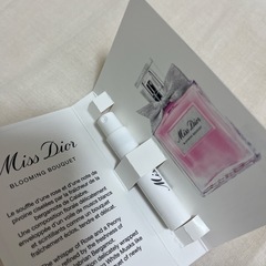 Dior ショップ袋 miss dior 香水 セットの画像