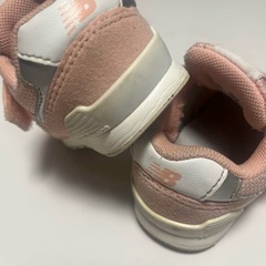 New Balance ベビー スニーカー 12サイズ ピンクの画像