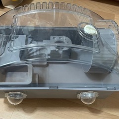 小動物用ケージ 透明/グレー 給水ボトルと未使用品トンネルチューブ付きの画像