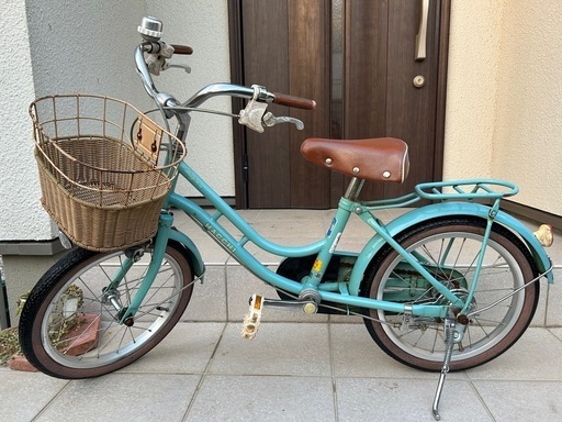 引き取り　HACCHI 子供用自転車 水色 レトロ 16インチ　補助輪つき