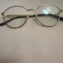 GUCCI伊達メガネ