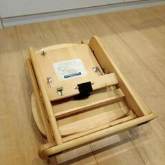 幼児用折りたたみローチェアー（テーブル付き）の画像