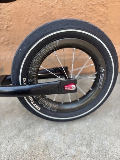 ゼロバイクファクトリー　バニッシュ ストライダー　ZEROBIKEFACTORY ランバイクゼロバイクファクトリーバニッシュストライダー
