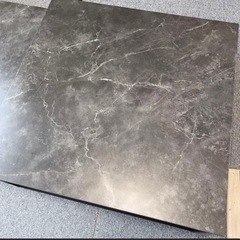 LOWYA 大理石ローテーブルの画像