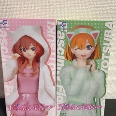 五等分の花嫁 四葉　五月　猫耳パーカー　フィギュアセット