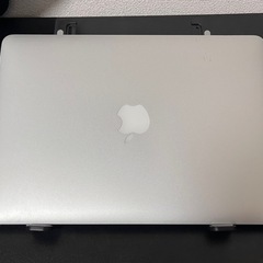 MacBook Air 2015 13インチ i5 8GB 51...