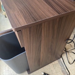 ぼん家具　コンセント付き　スリムゴミ箱の画像