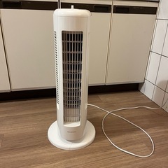 【アイリスオーヤマ】縦型扇風機の画像