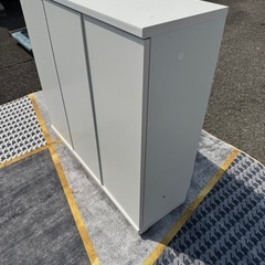 値引⚫︎白ローチェストすごく綺麗な家具です。⚫︎の画像
