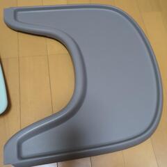 値下げTRIPP TRAPP幼児用テーブルの画像