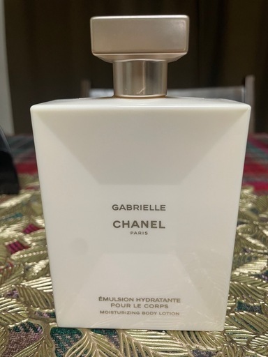 CHANELガブリエルボディローション9割残 (留実) 平田の香水の