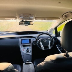 トヨタ　プリウス　Gグレード 平成25年13キロ　の画像