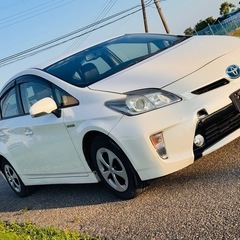 トヨタ　プリウス　Gグレード 平成25年13キロ　の画像