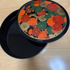 茶びつ？菓子入れ？　の画像