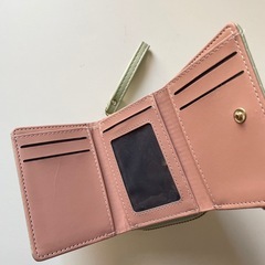 レディース　三つ折り財布の画像