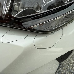 トヨタ　chr  フロントバンパー　🚗　左ヘッドライト　💡　値下げ🉑　　転売🆗の画像
