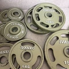 【中古】オリンピックプレートセット IVANKO 1.25Kg×2/2.5Kg×2/5Kg×2/10Kg×2/15Kg×2/20Kg×2/計107.5kg 穴径50mm 【札TB01】の画像