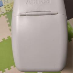 美品　オムツ入れ　ゴミ箱　アップリカ　Apricaの画像