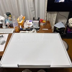 中型ホワイトボード 壁掛け マーカー付き