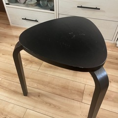 IKEA スツールの画像