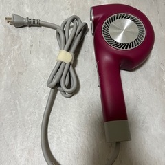 cado cuaura ヘアドライヤーの画像