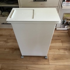 無印良品　ゴミ箱