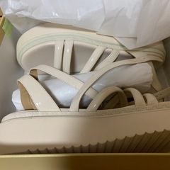 MICHAEL KORS サンダルの画像