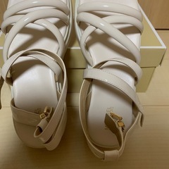 MICHAEL KORS サンダルの画像