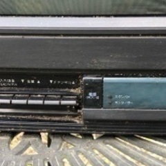 日立製作所のC19-GM10ブラウン管テレビ、VHF/UHFチューナー搭載の画像
