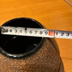 信楽花瓶　鉄砂彩壺　の画像