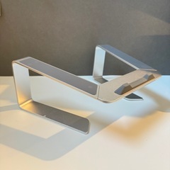 ノートパソコン用　アルミスタンドの画像