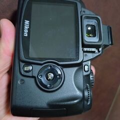 優良品　NIKON D40 　本体+バッテリー+充電器の画像