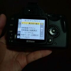 優良品　NIKON D40 　本体+バッテリー+充電器の画像