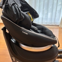 Combi クルムーヴ スマート ISOFIX チャイルドシート
