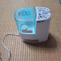 アイリスオーヤマ加熱式加湿器の画像
