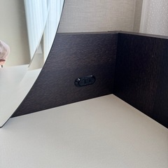 定価10万【ほぼ未使用】ホワイトドレッサー／デスク／鏡台の画像