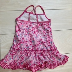 花柄ピンクワンピース水着 100cmの画像