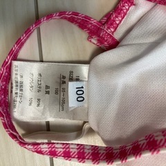 花柄ピンクワンピース水着 100cmの画像