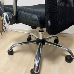 【受け取り予定者確定】メッシュチェア　ナフコの画像