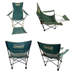 フットレスト付きチェア Colemanの画像