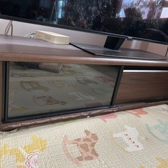テレビボードの画像