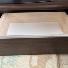 テレビボードの画像